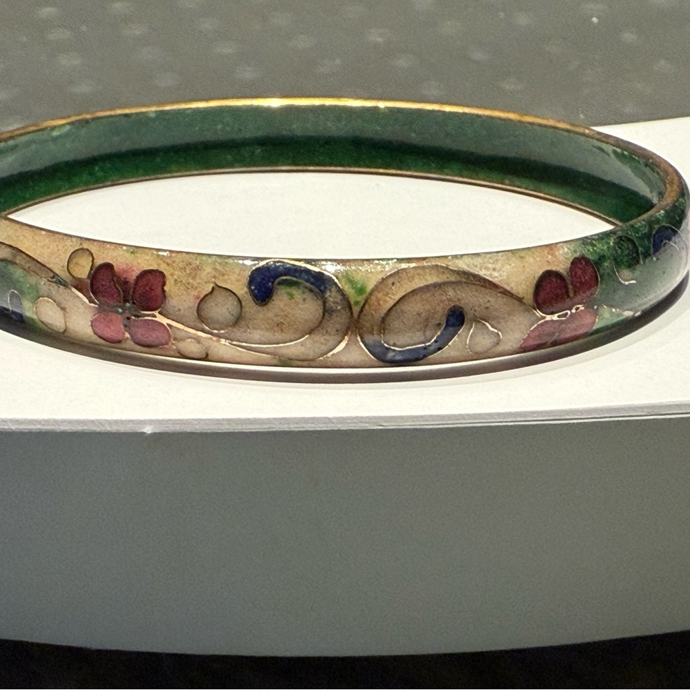 Small Cloissone bangle bracelet